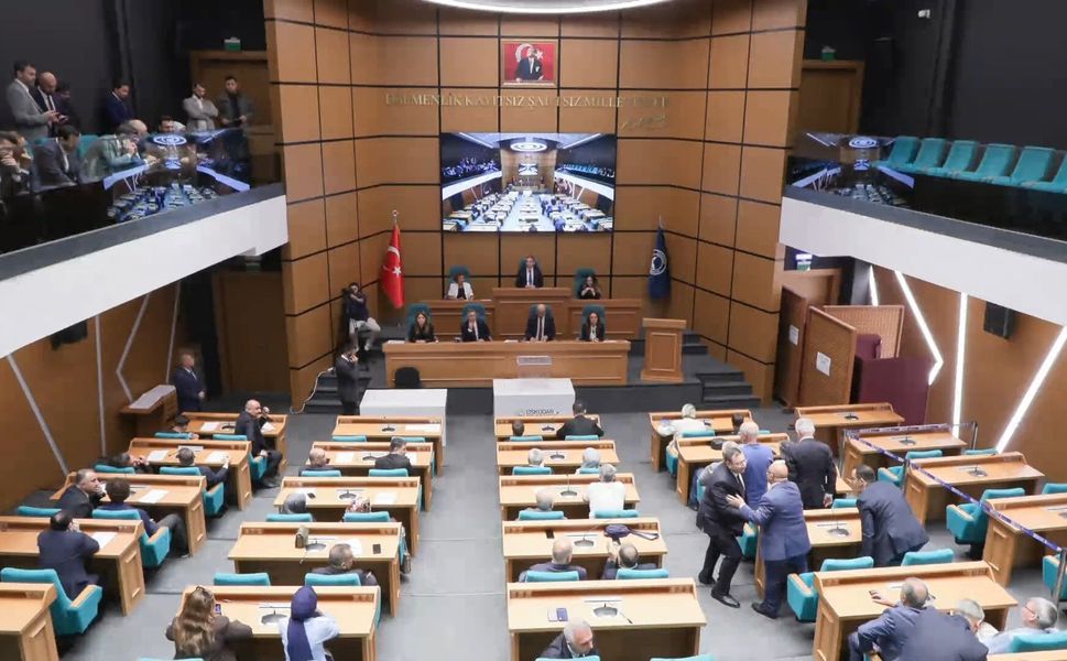 Üsküdar’da Seçim Krizi: Mahkeme Yürütmeyi Durdurdu