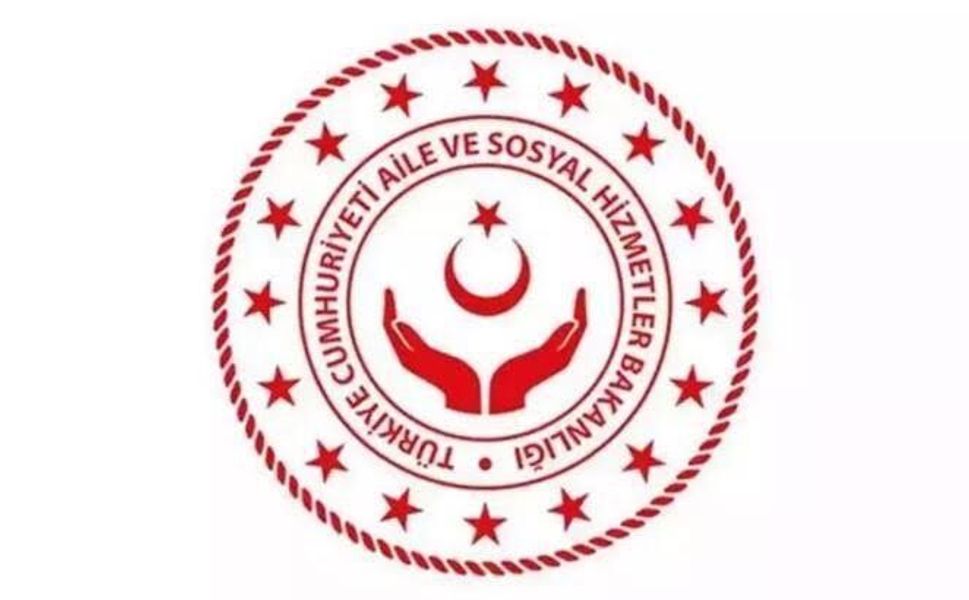 Aile Bakanlığı'ndan 'Küçük trans çocuklara örnek olacağız' paylaşımına suç duyurusu