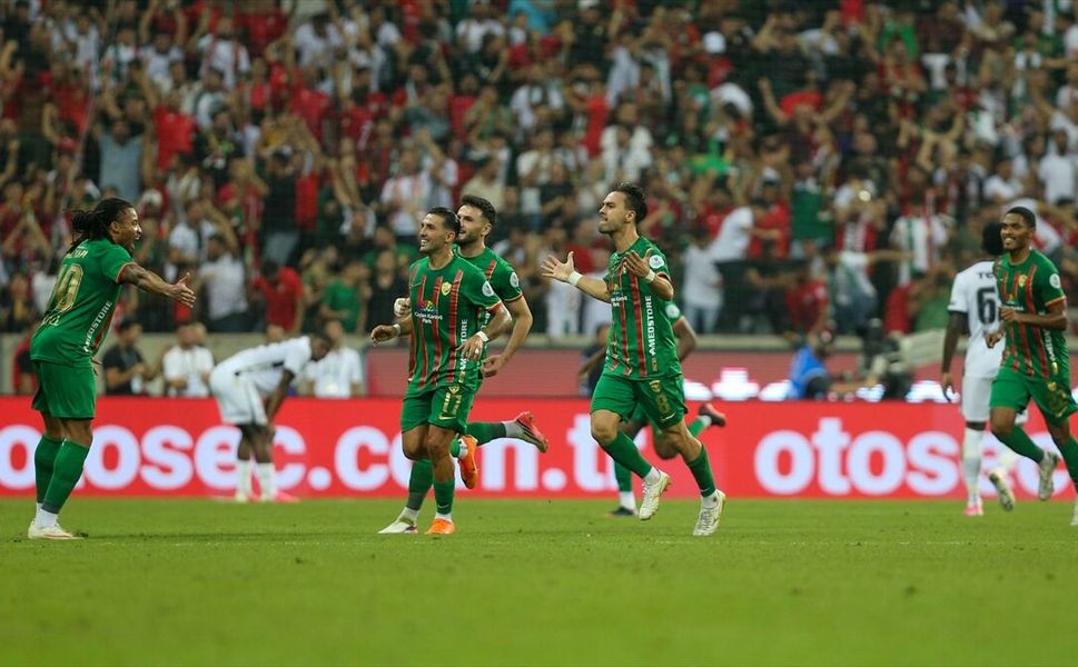 Amed Sportif Faaliyetler, Beşiktaş'ı 3-2 mağlup etti