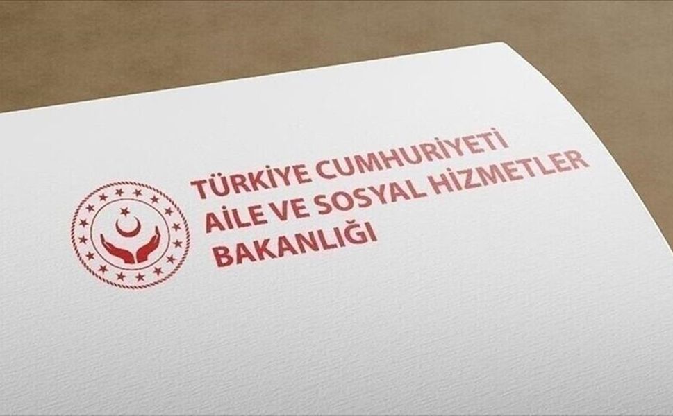 Bakan Göktaş duyurdu: Velilere okul ve aile eğitimi geliyor