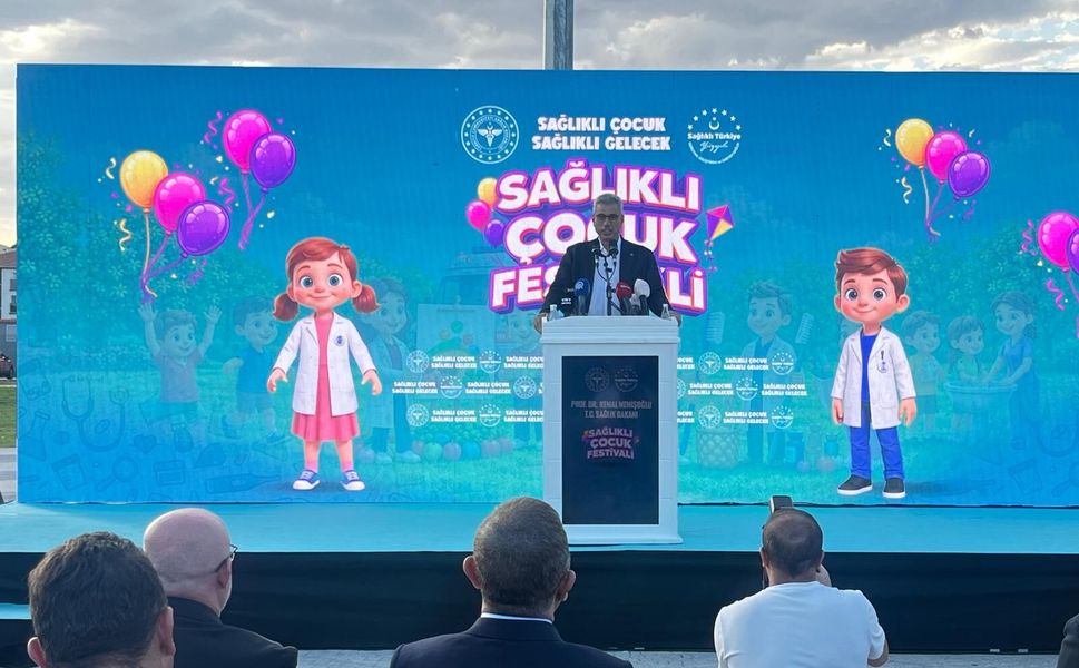 "Türkiye'de yaklaşık her 3 kişiden 1'i maalesef sigara içiyor"