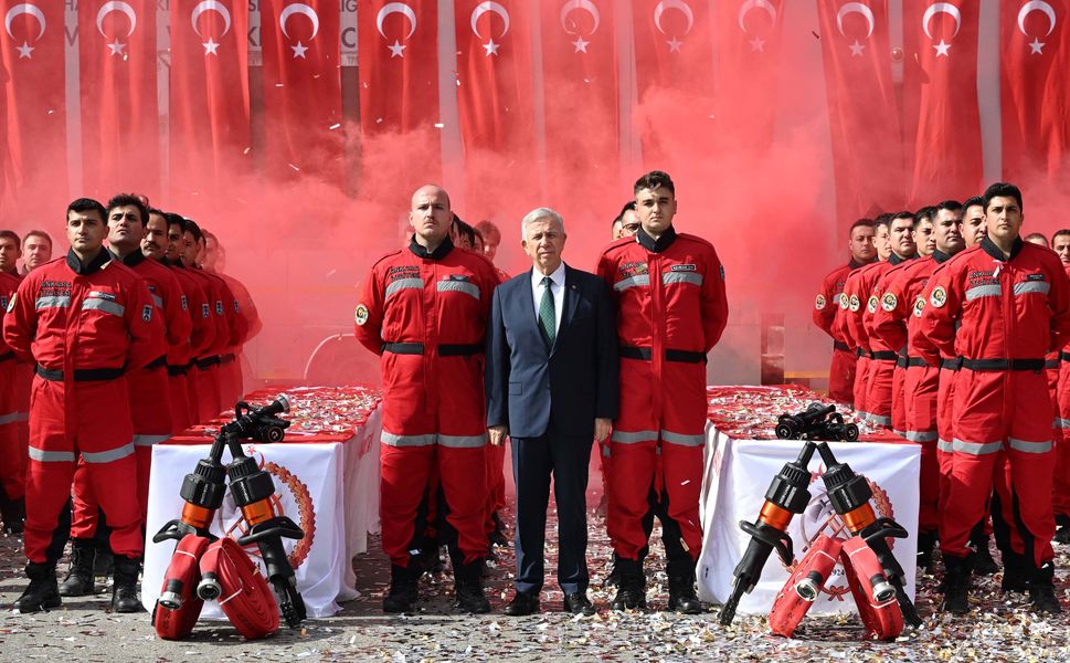 Ankara İtfaiyesi'nde 100 Personel Asil Memurluk İçin Yemin Etti