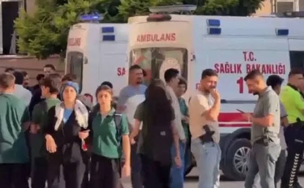 Manisa’daki okul saldırısında yaralı sayısı 11’e yükseldi: Aileden 3 kişi gözaltında