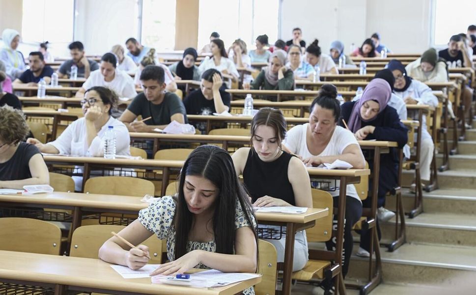 KPSS’de “ek süre” krizi! Adaylar ayağa kalktı: “Sınav iptal edilsin”