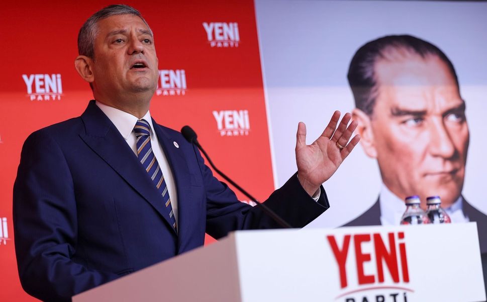 İzmir gerilimi tırmanıyor! Özgür Özel’den iktidar'a sert mesaj