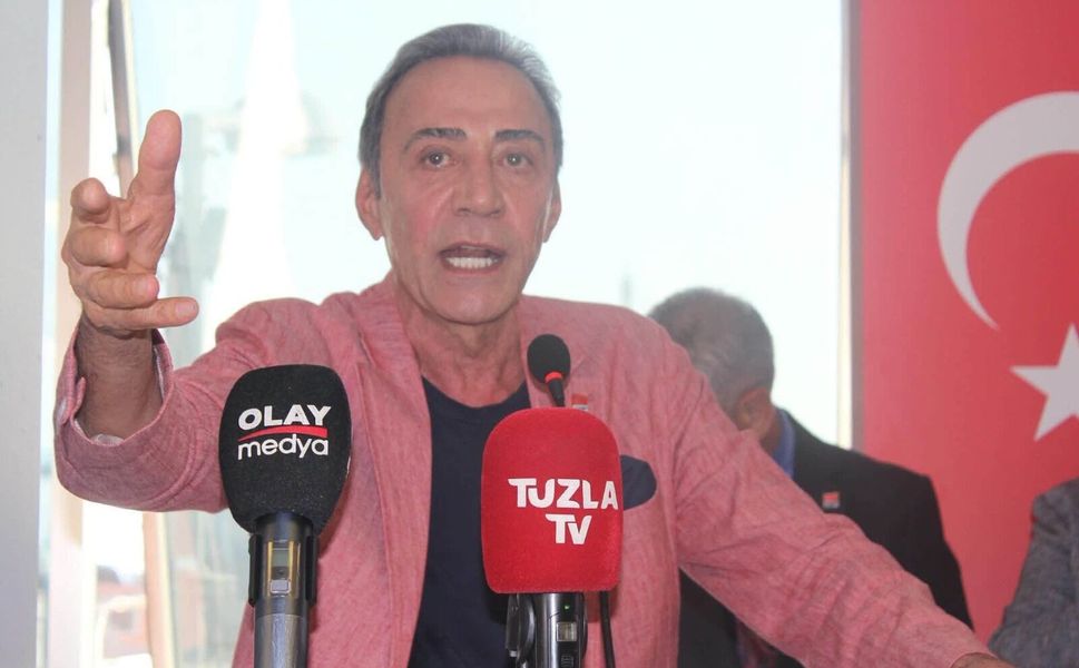 Behran Şimşek istifa etti