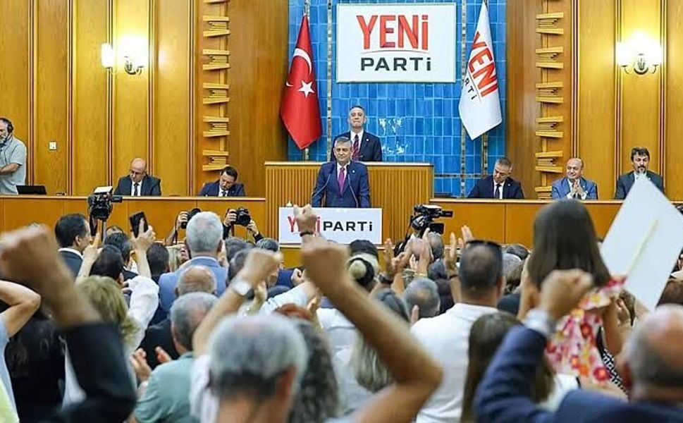 Yeni Parti’de isim krizi: Süre bugün doluyor