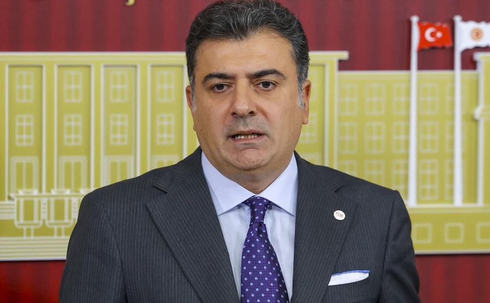 Zeynel Emre’den Fon Soruşturması Açıklaması: “Önemli Mevkilerdeki İsimler Dosyada”