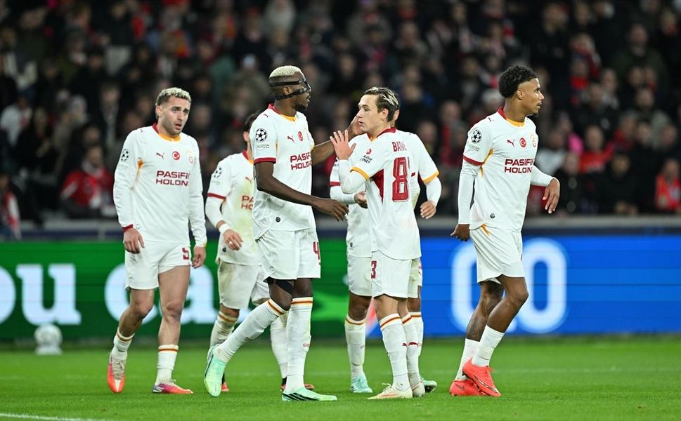Lider Galatasaray, Süper Lig'de yarın Fenerbahçe'yi ağırlayacak