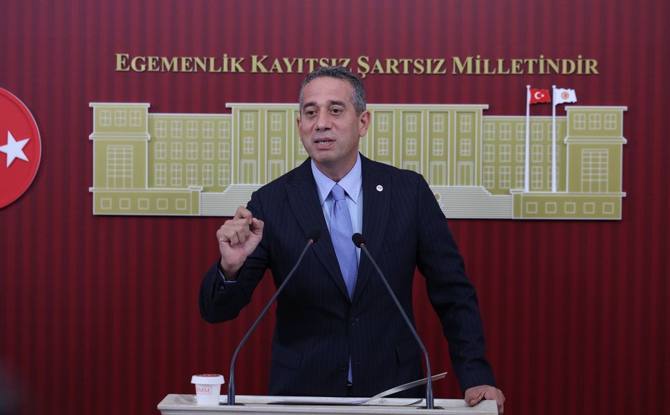 Ali Mahir Başarır’dan Cemil Tugay’a: “İzmir sokaklarında gezebilecek misin?”