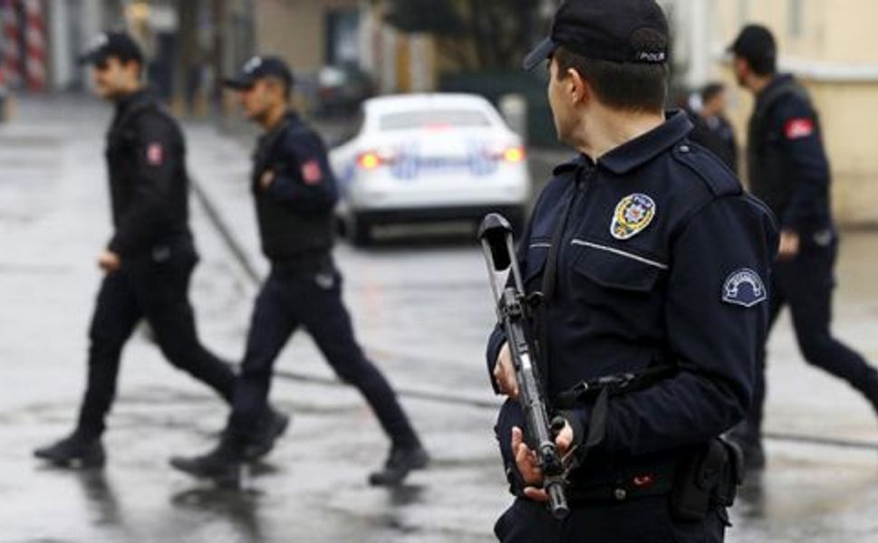 Ankara merkezli 7 ilde müstehcenlik ve fuhuş operasyonu: 45 gözaltı