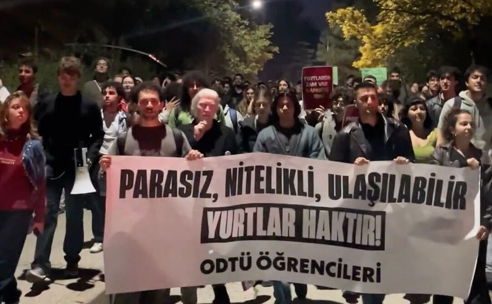 ODTÜ'de Yurt Zammına Öğrenciler Tepki Gösterdi!