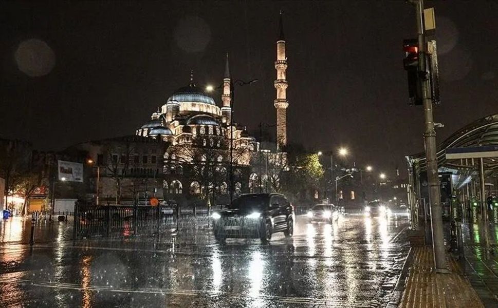 İstanbul'da Yarın Sokağa Çıkmayın!