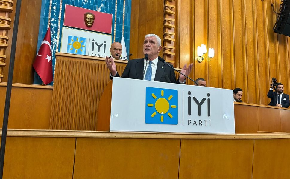 “Demokrasi darbeler gördü, bu kadarını görmedi!”