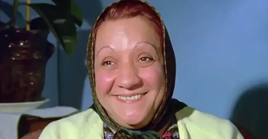 Adile Naşit