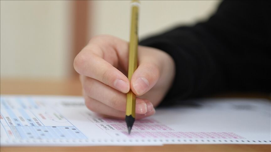 YKS Heyecanı Yarın Başlıyor: 921 Bin 225 Aday Üniversite Hayali İçin Ter Dökecek