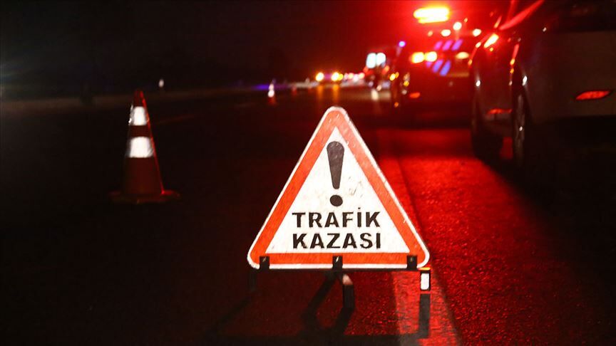 Adana'da feci kaza: 1 ölü, 5 yaralı