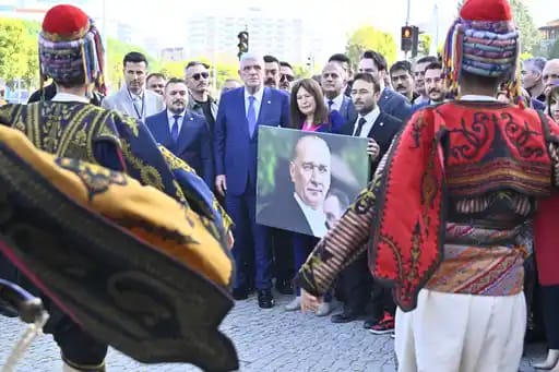 Whatsapp Image 2025 11 08 At 22.15.46 (1)