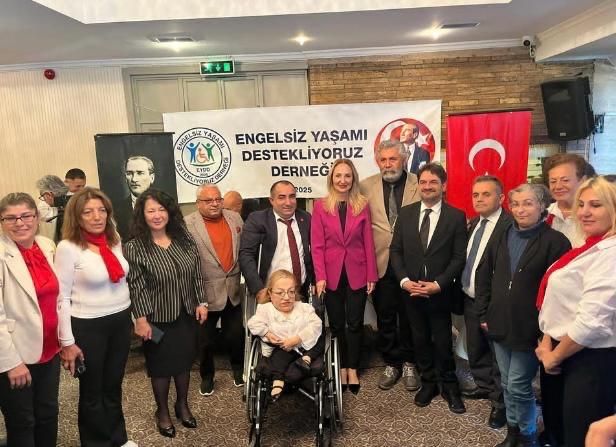 8304E937 322F 4Cff 9Ef8 9C94511C0E25