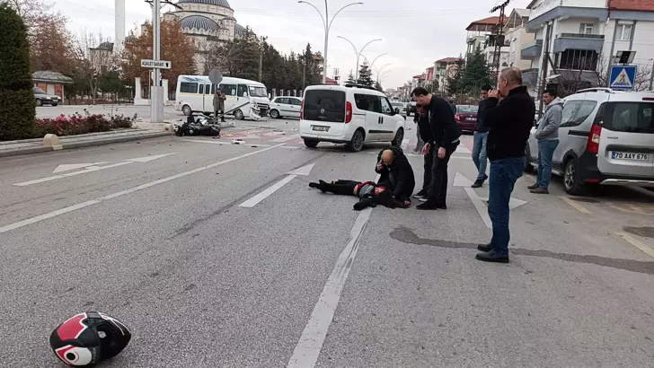 Karaman'da motosikletin sürücüsü ağır yaralandı