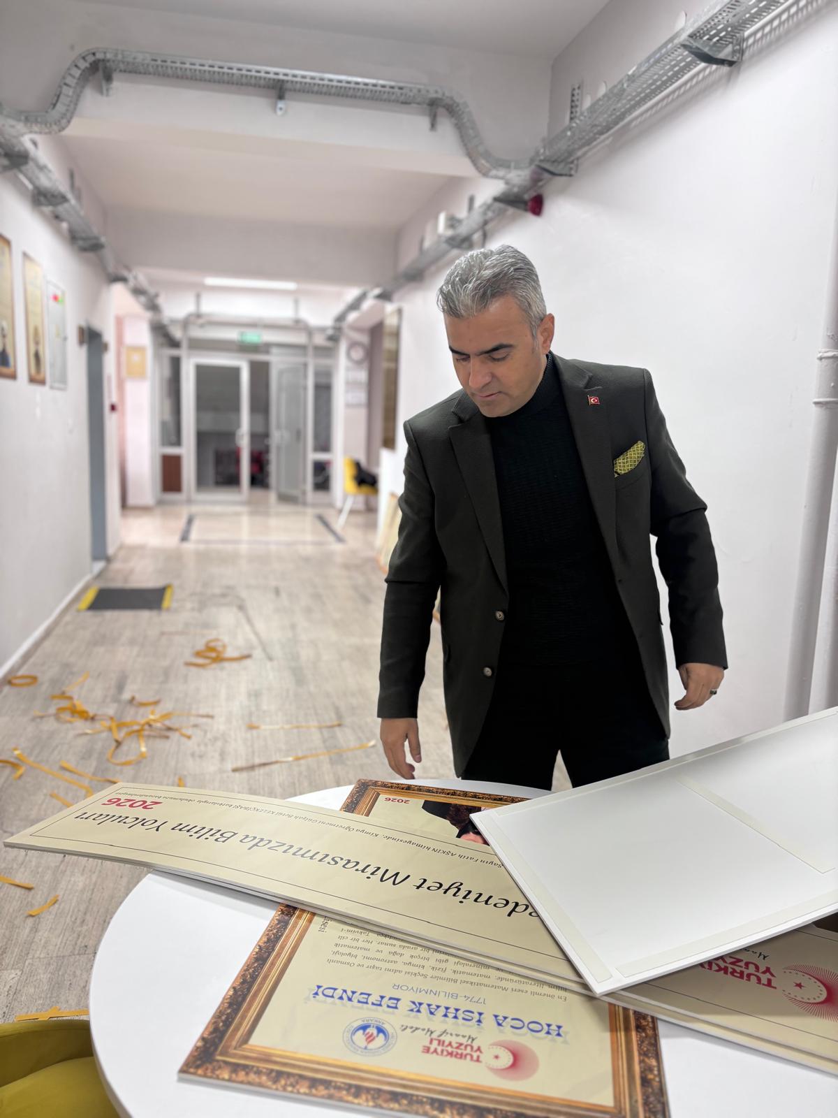 87F3204D 33F6 4079 B4Ec 6A9623F80Ab7