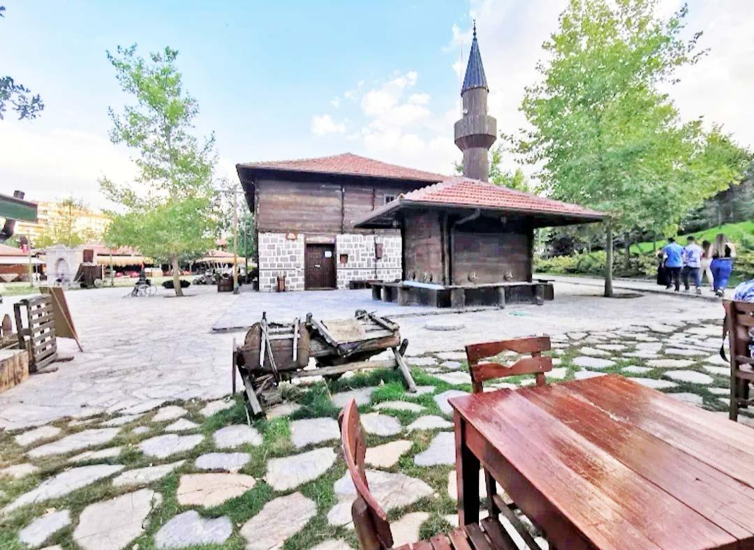 2B2B9A1C 8F0F 4162 9469 0688Db817678