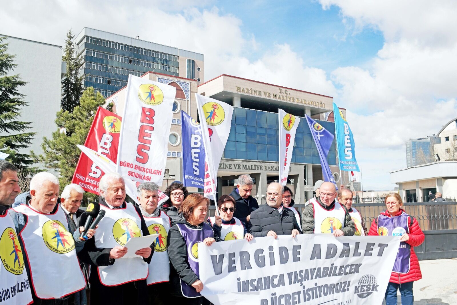 Whatsapp Image 2026 02 27 At 16.28.41