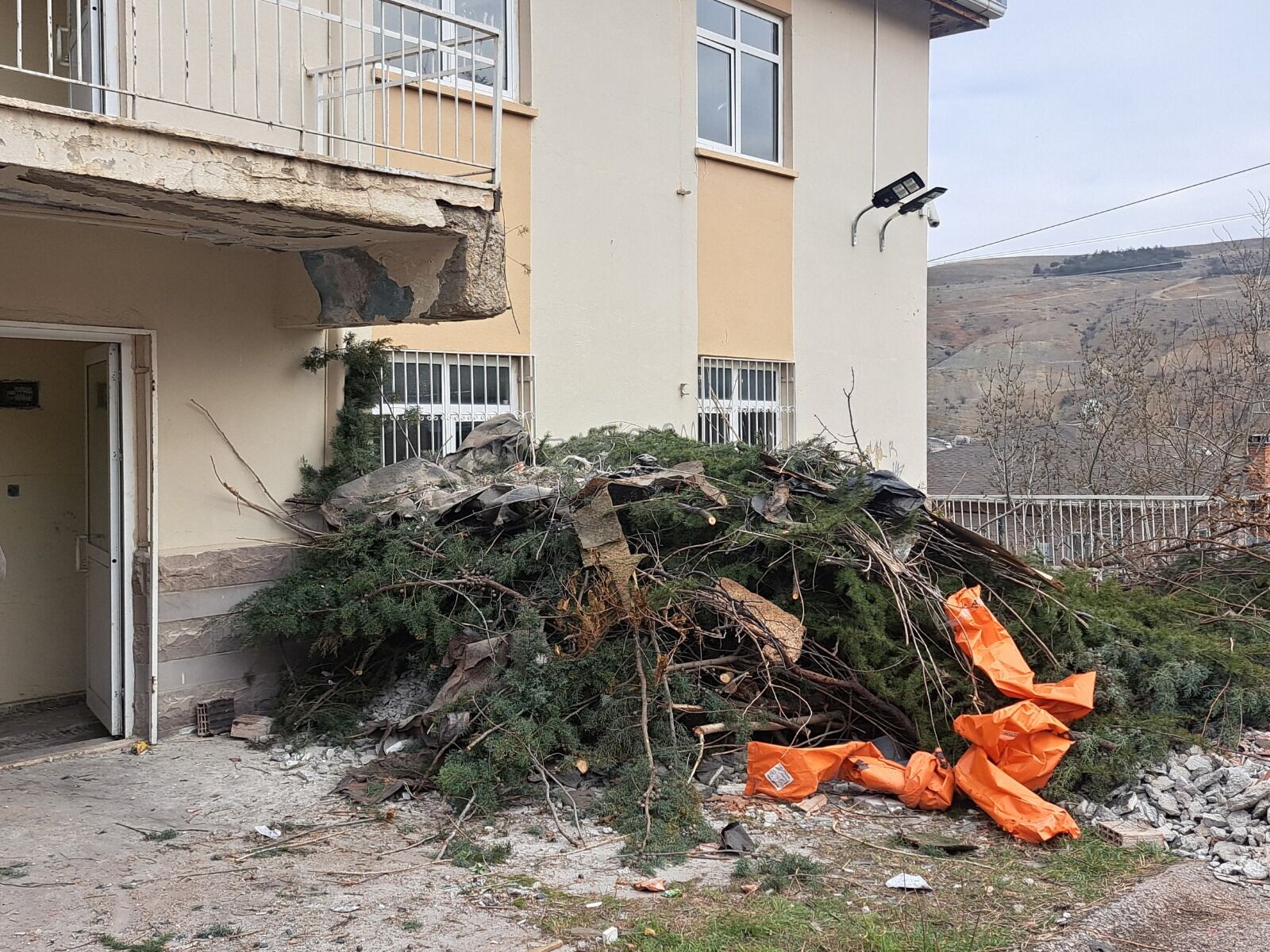 Whatsapp Image 2026 03 18 At 22.00.51