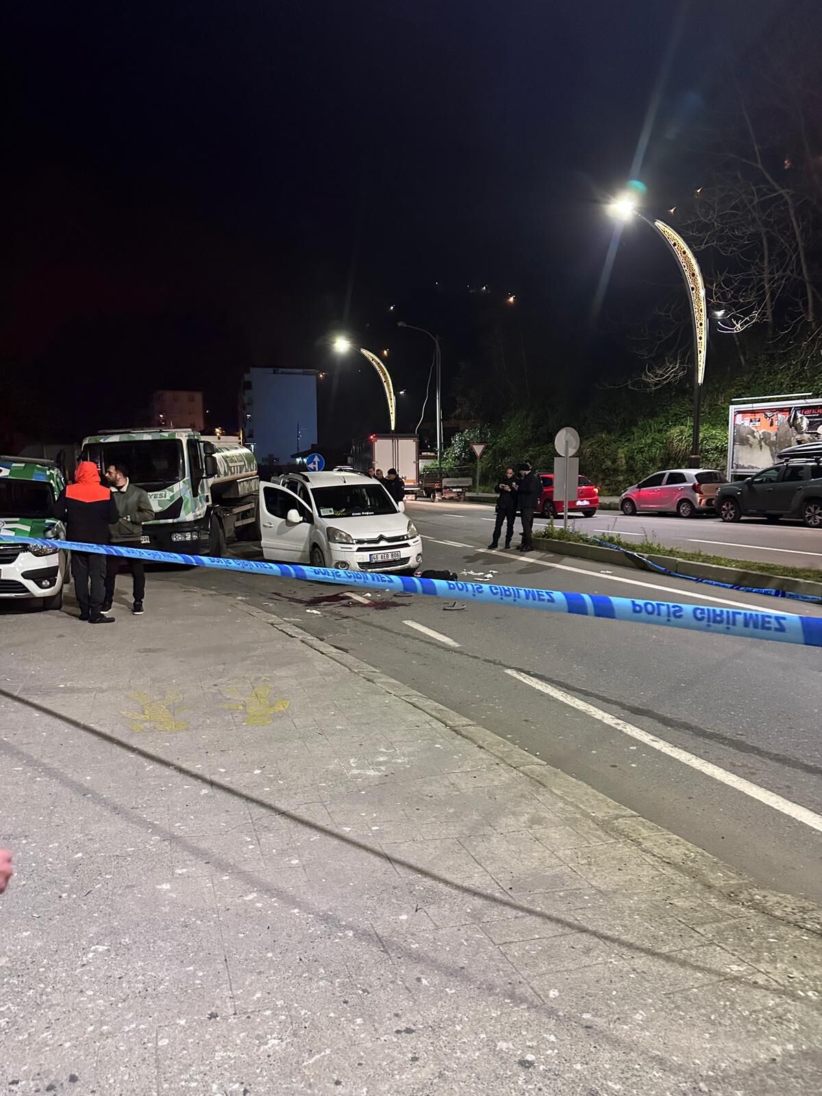 Rize'de inşaat işçileri arasında kavga kanlı bitti!