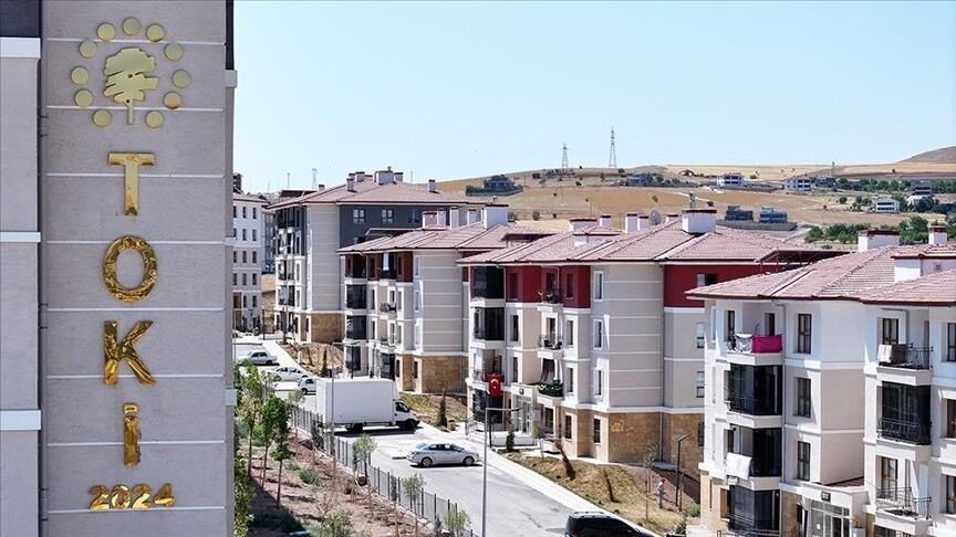 TOKİ Kurasız Konut Satışı Başladı: 64 İlde 20 Bin Ev İçin Başvuru Şartları ve Detaylar