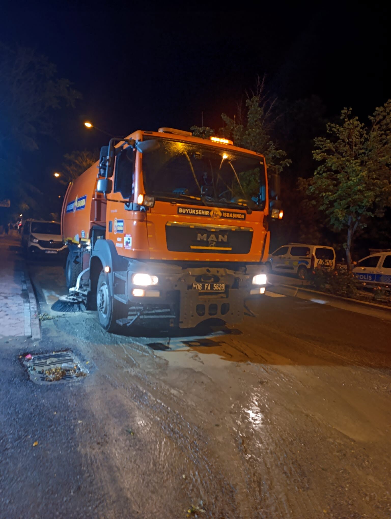 Şereflikoçhisar’da dolu felaketi: Tarım arazilerinde hasar tespiti başlatılıyor
