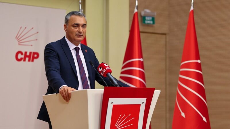 Müslim Sarı’dan Belediye Operasyonlarına Dikkat Çeken Açıklama