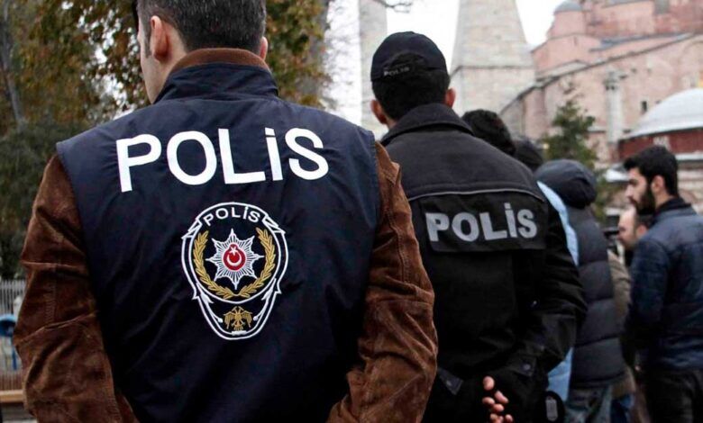Keçiören’de polisleri hedef aldılar: 3 memur yaralandı!