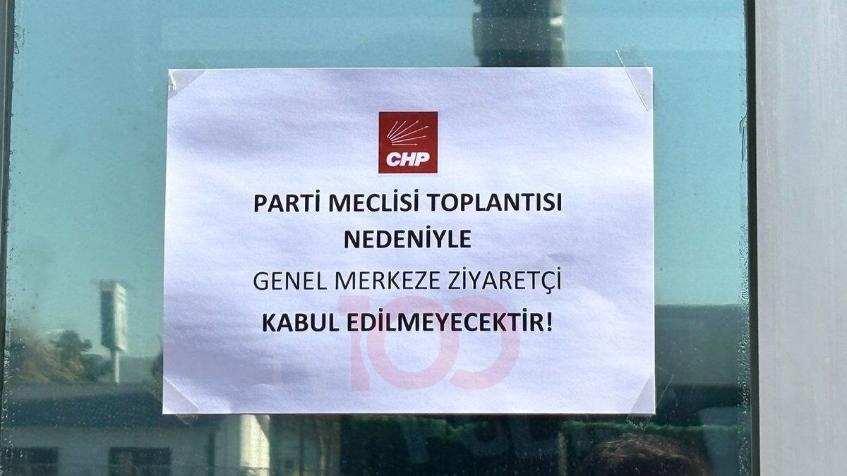 CHP Genel Merkezi'ne Ziyaretçi Yasağı!