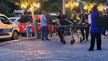 Adana'da Kebapçıya Silahlı Saldırı Dehşeti: Yemek Yiyen 4 Müşteri Yaralandı!
