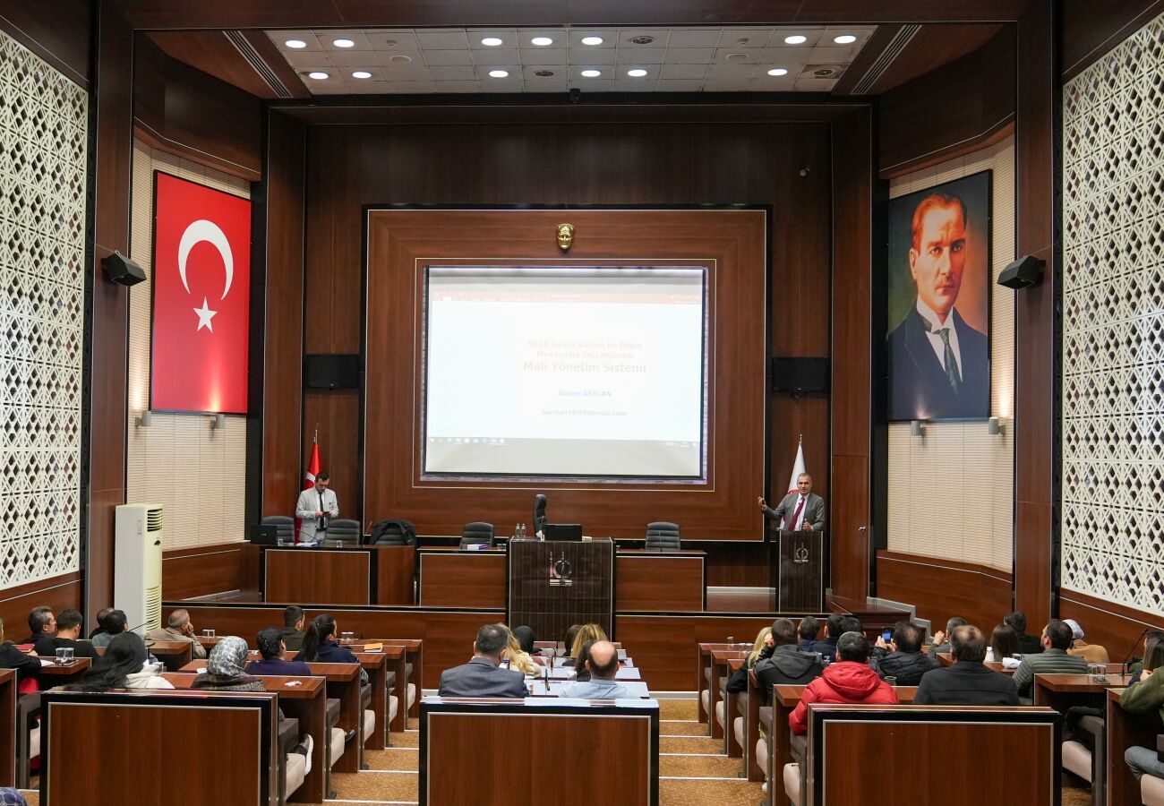 Keçiören Belediyesi Personeline Kamu Mali Yönetimi Eğitimi Verildi