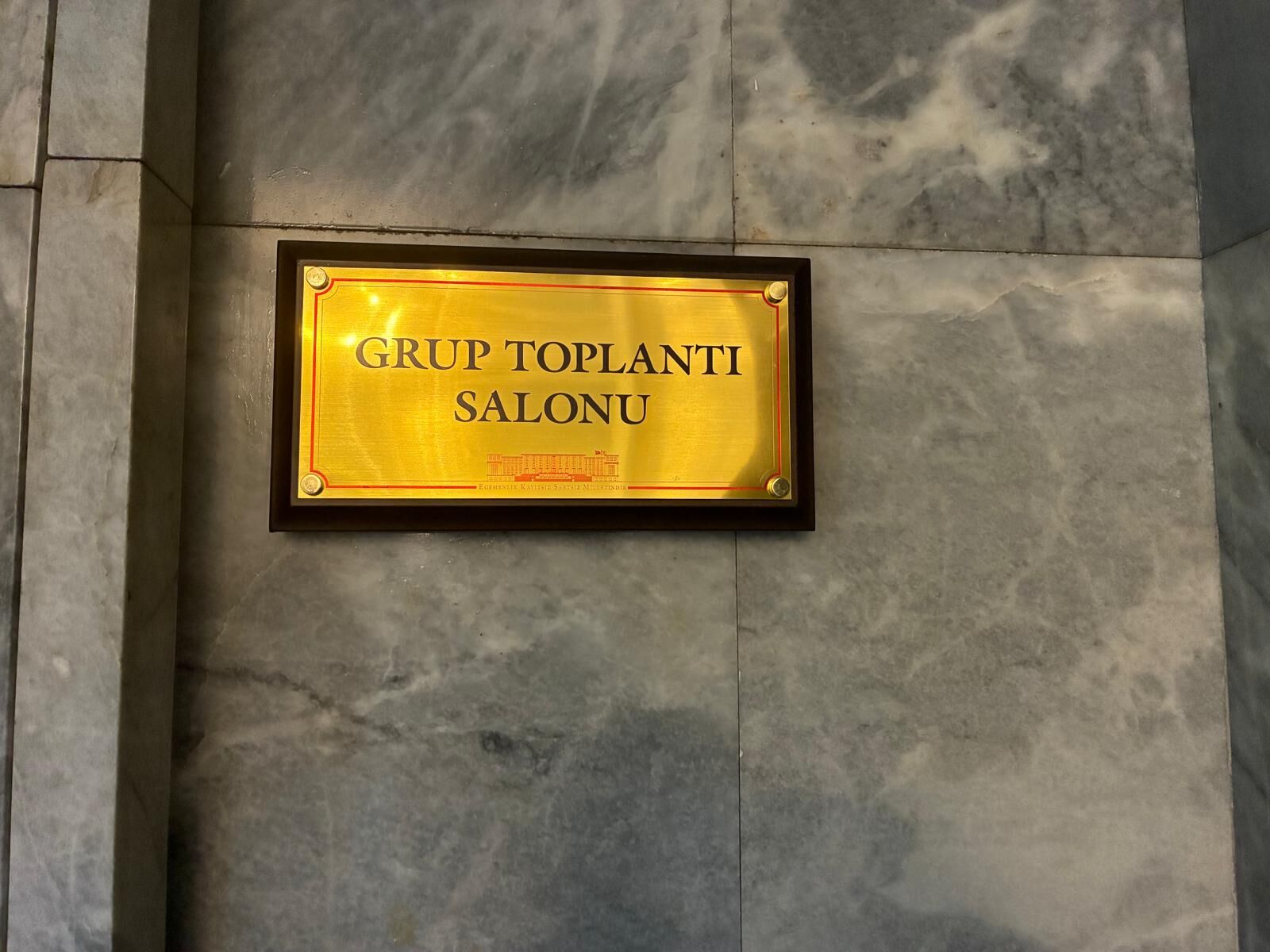 Meclis'te İlginç Olay: Grup Salonu Anahtarı Kayboldu