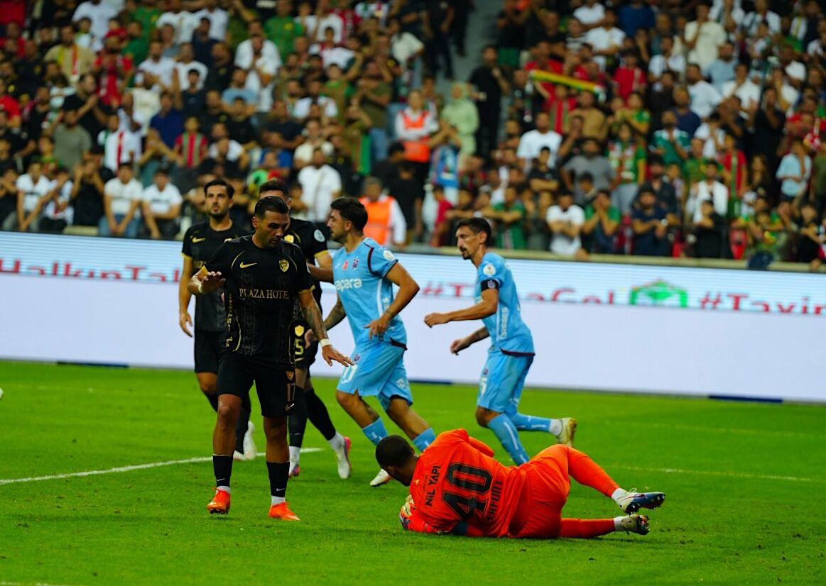 Amed Sportif Faaliyetler’den Trabzonspor karşısında müthiş geri dönüş