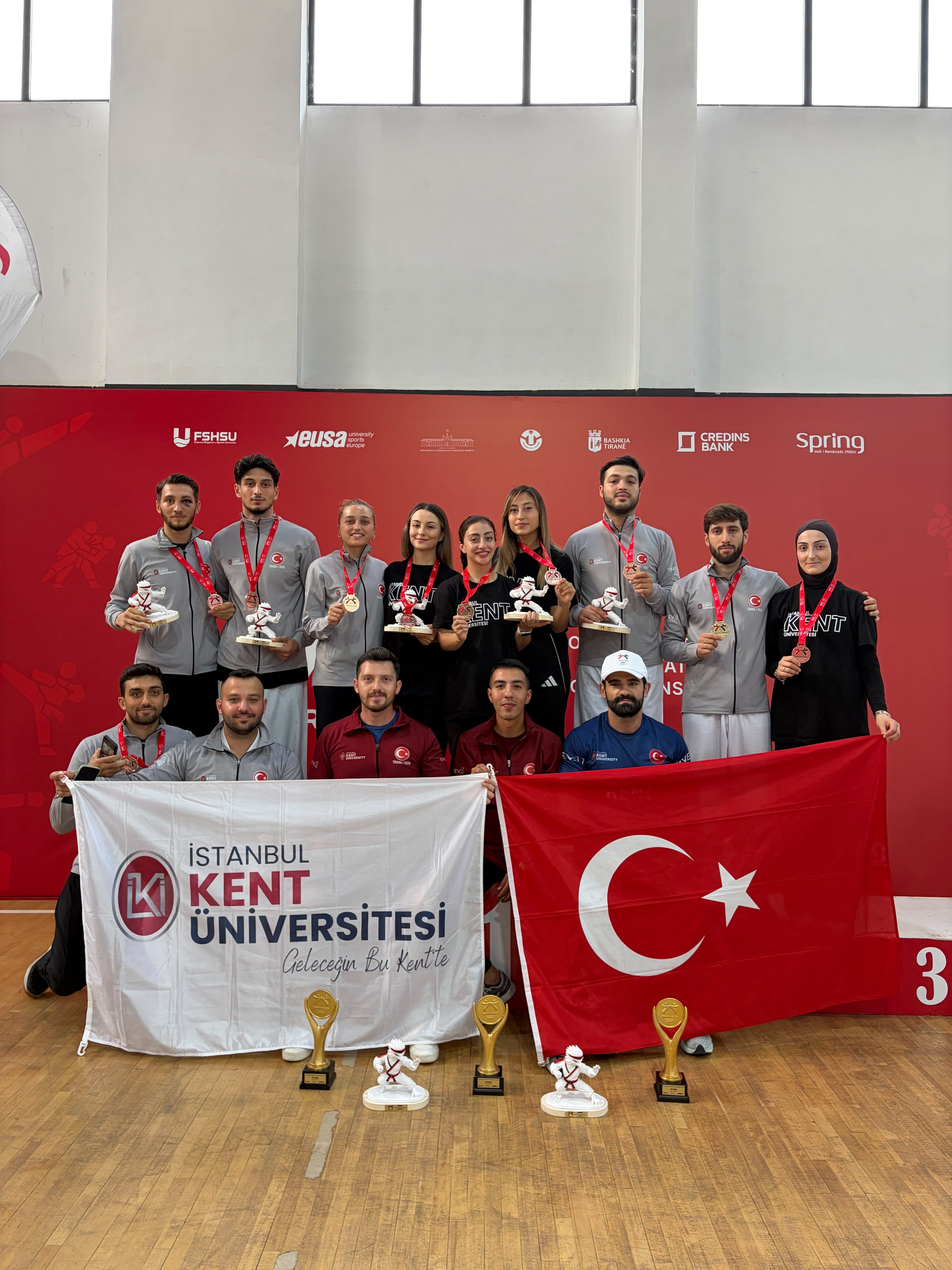 Avrupa Şampiyonası'nda 12 madalya