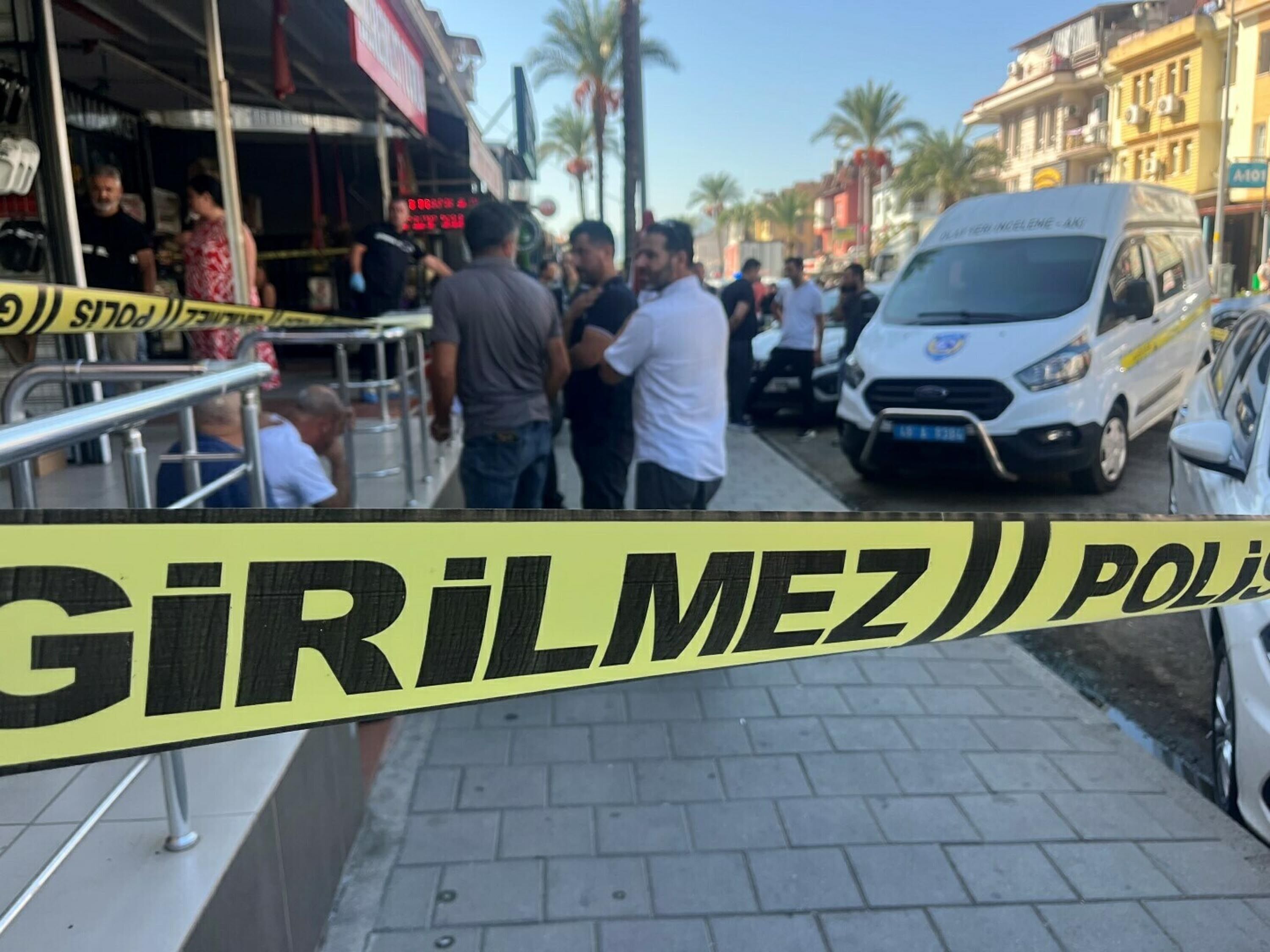 Fethiye'de baba ve 2 çocuğu iş yerinde ölü bulundu