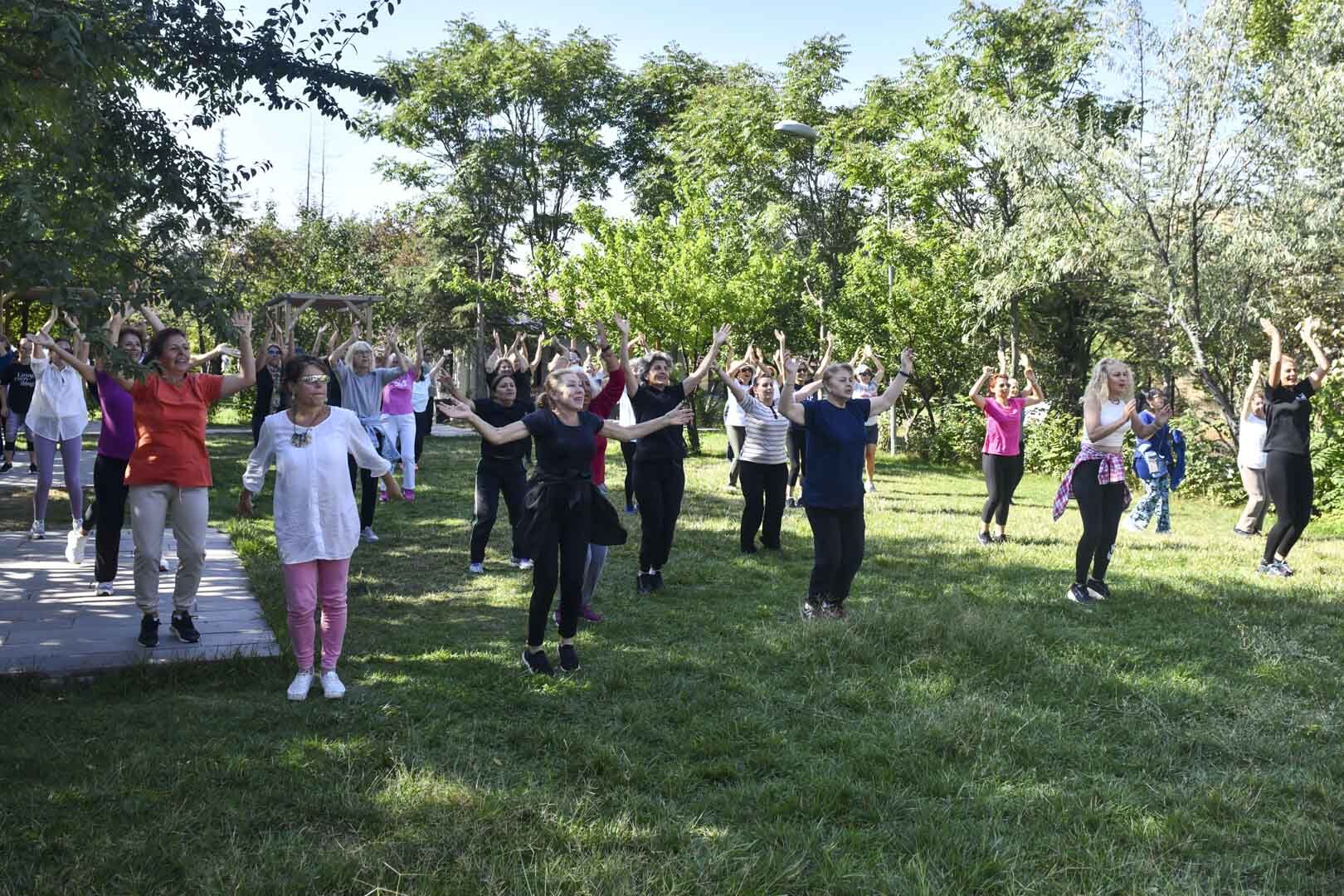 Başkent’te Avrupa Hareketlilik Haftası: Kadınlar zumba ve yürüyüşte buluştu