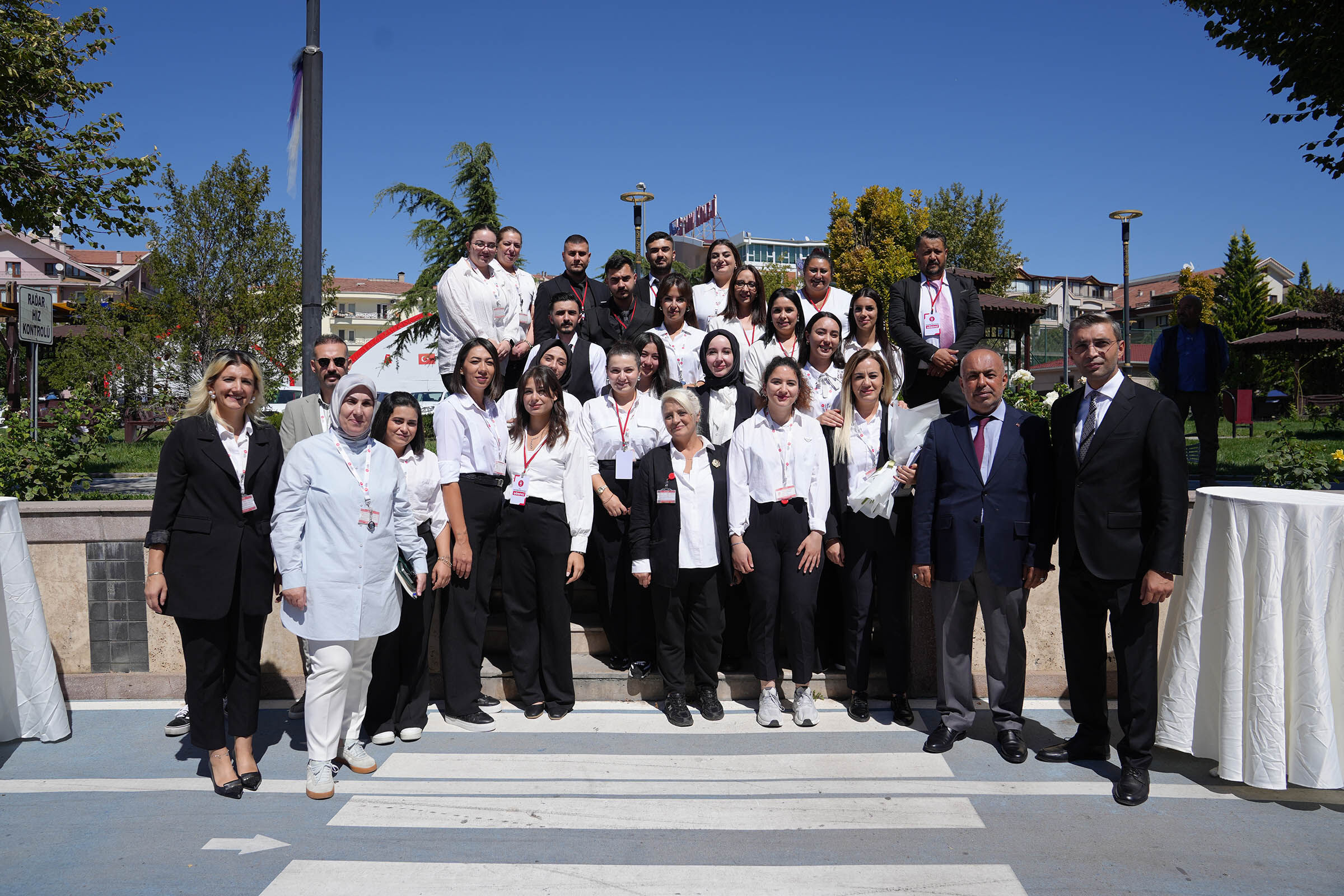 Keçiören’de anlamlı buluşma: Engelsiz Sohbet Evi’nde dayanışma sofrası