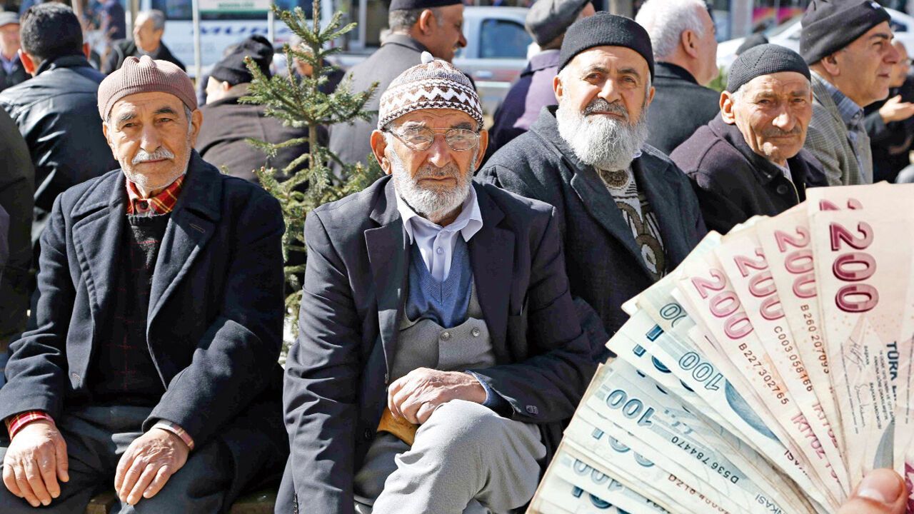 Emeklilikte adalet için Ankara’da büyük buluşma!