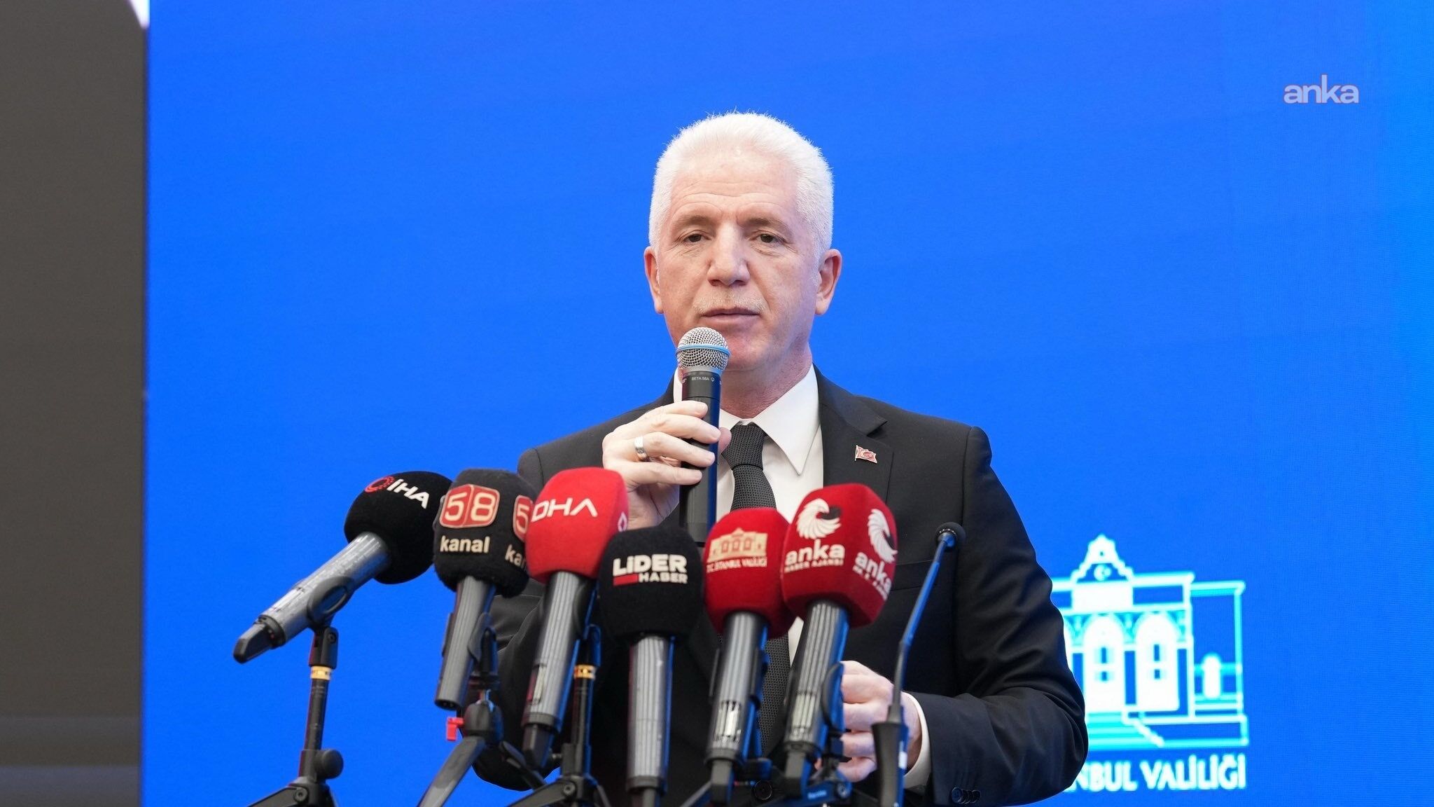 İstanbul Valisi Davut Gül’den Özgür Özel’e Yanıt