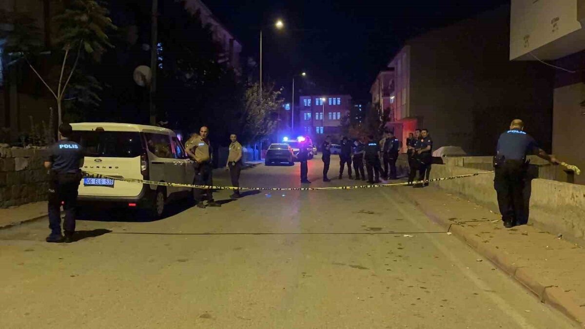 Kayseri’de bıçaklı kavga: 26 yaşındaki genç hayatını kaybetti