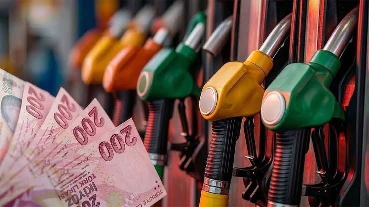 Depoyu Dolduracaklara Müjde! Benzinde 3,35 TL İndirim Bekleniyor