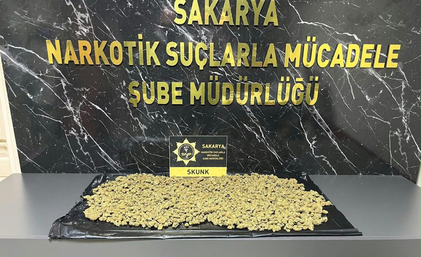 Durdurulan araçta uyuşturucu bulundu!