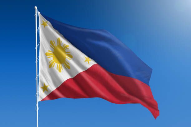 Filipinler'de iki askeri eğitim uçağı havada çarpıştı