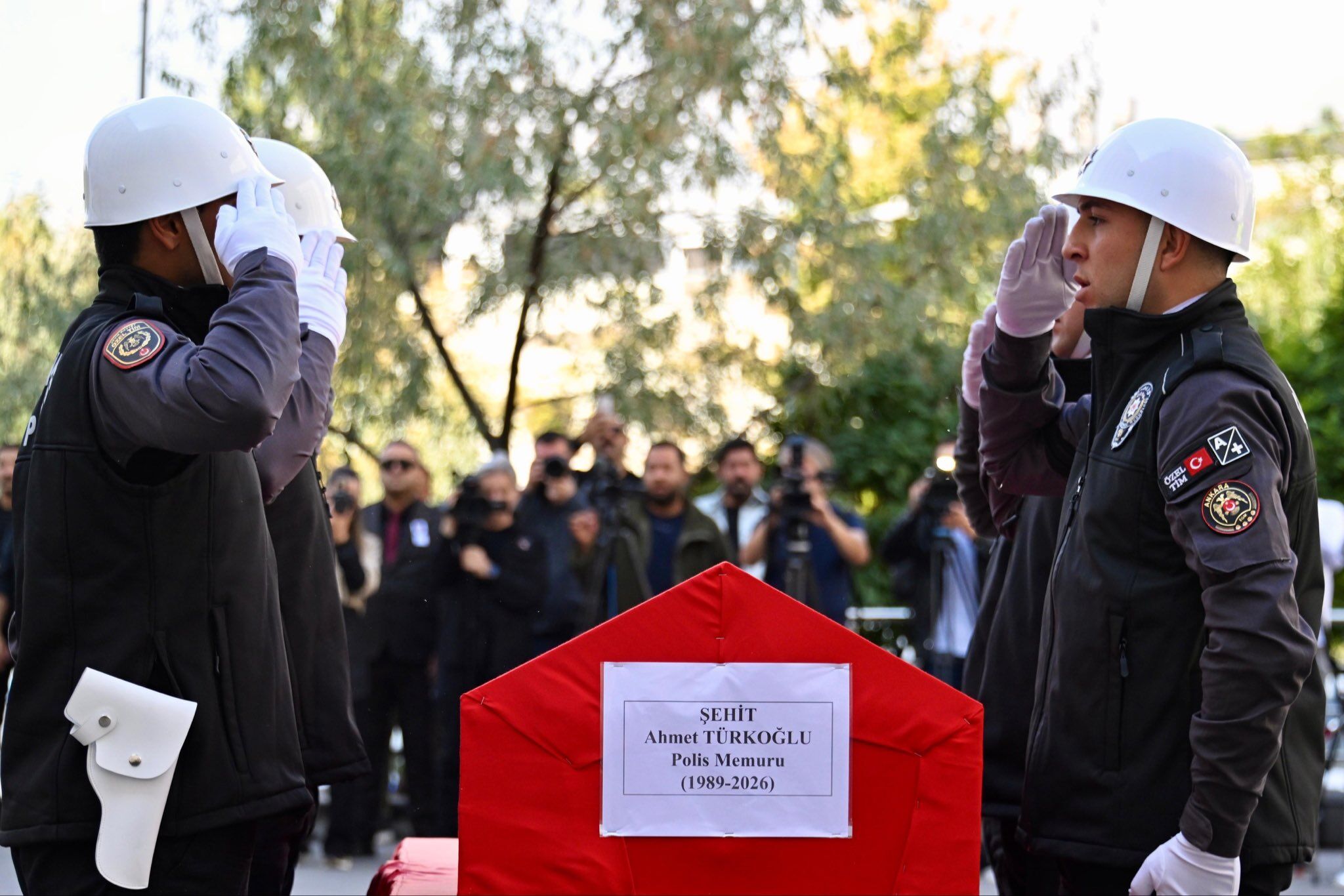 Şehit Polis Memuru Ahmet Türkoğlu son yolculuğuna uğurlandı!