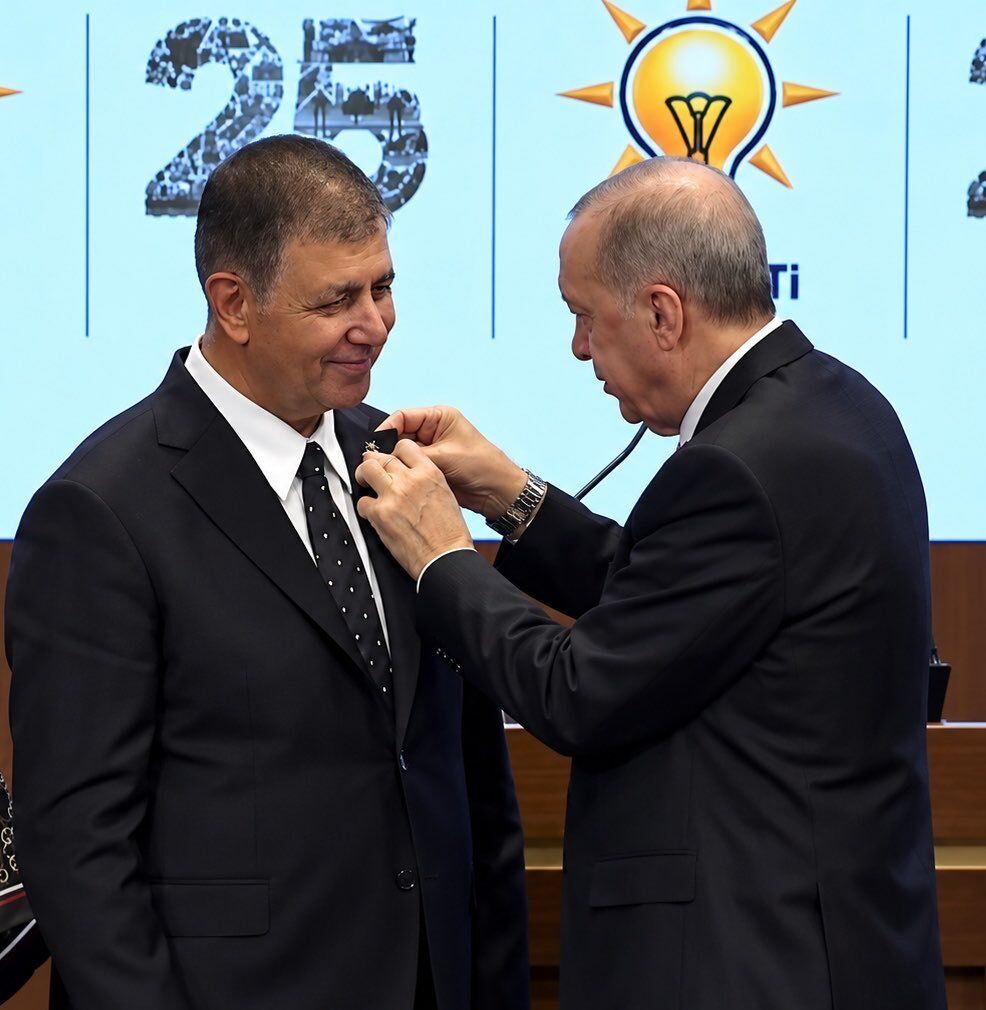 Cemil Tugay AK Parti’ye katıldı